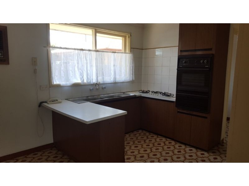 1 Watton Close, Clayton South VIC 3169