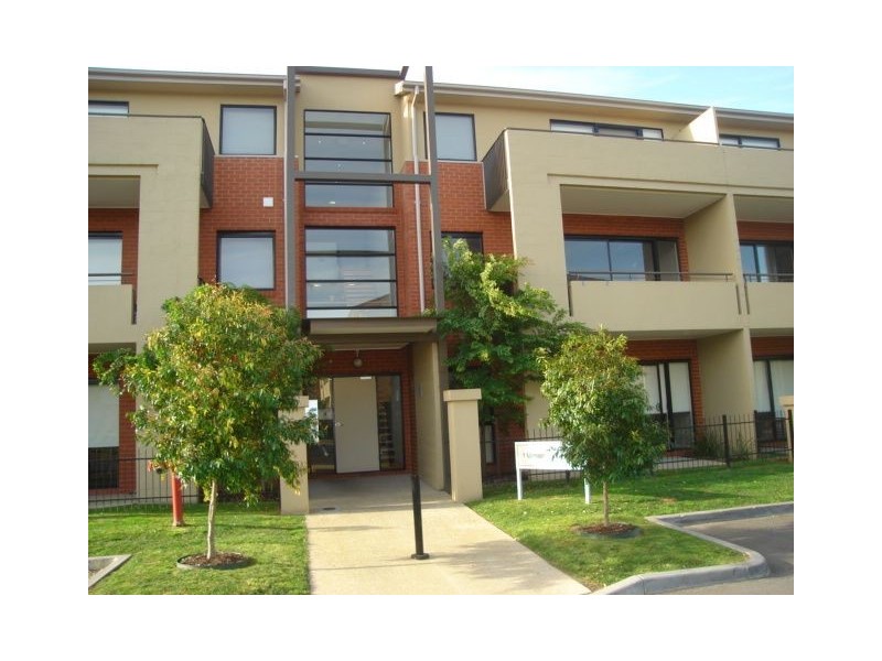 12/1 Monash Green Drive, Clayton VIC 3168