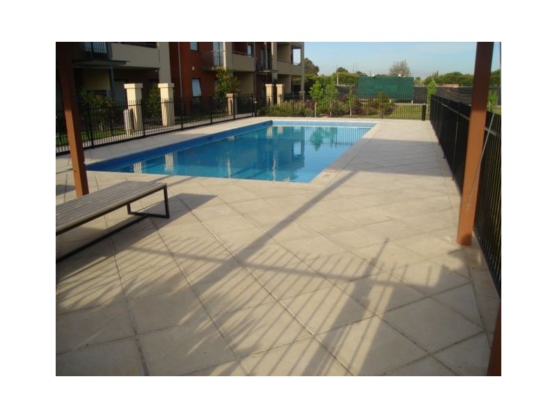 12/1 Monash Green Drive, Clayton VIC 3168