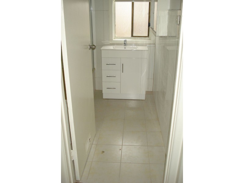 1/2 Howard Court, Clayton VIC 3168