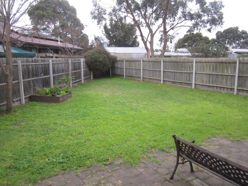 20 Orloff Close, Clayton South VIC 3169