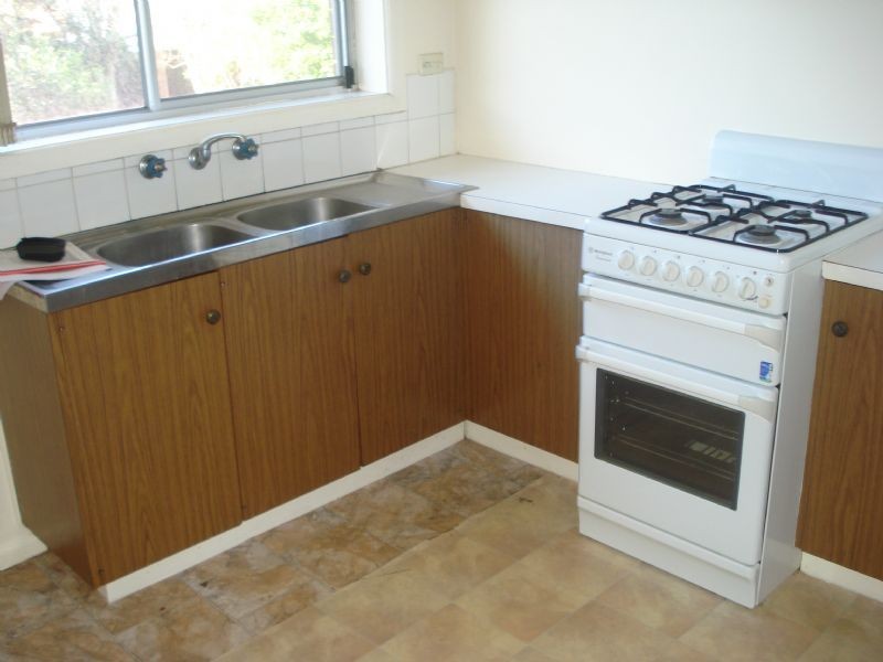 4/96 Ferntree Gully Road, Oakleigh East VIC 3166