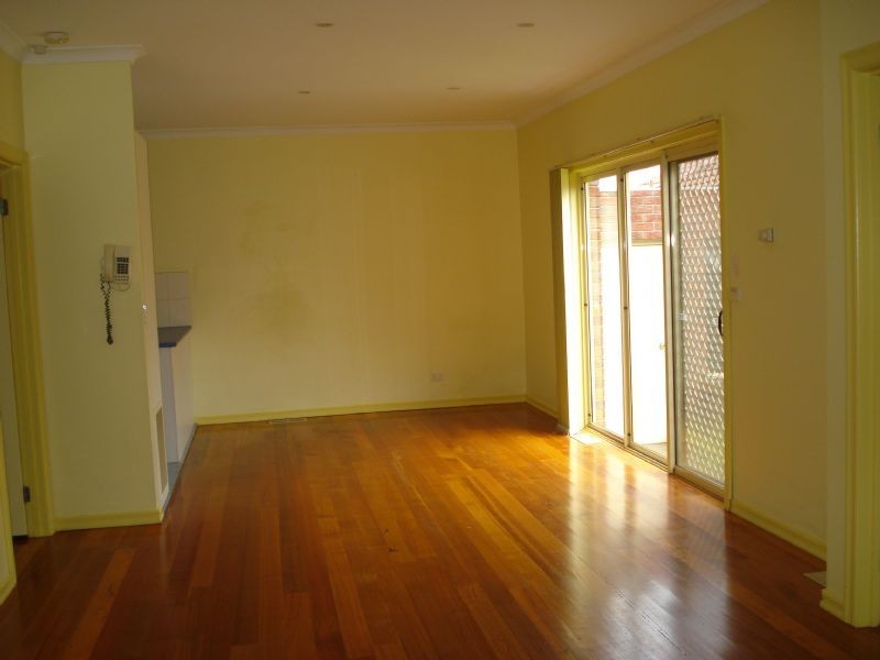 1/79 Madeleine Road, Clayton VIC 3168