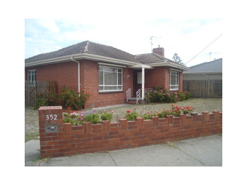 352 Haughton Road, Clayton VIC 3168