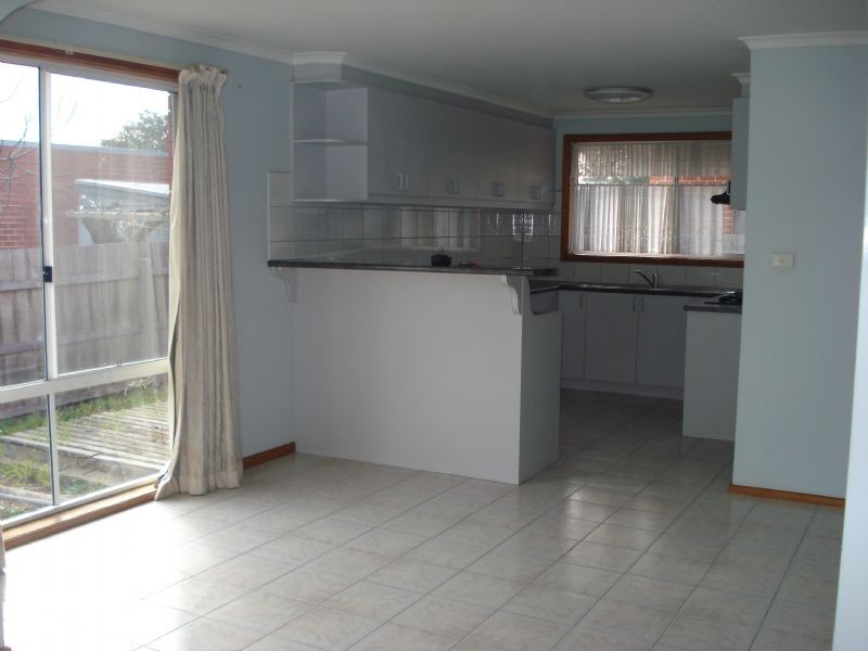 2/33 Sarton Road, Clayton VIC 3168