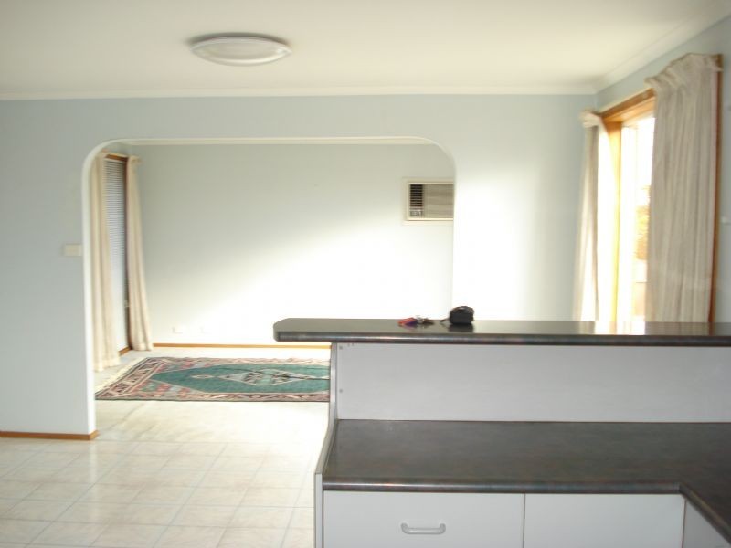 2/33 Sarton Road, Clayton VIC 3168