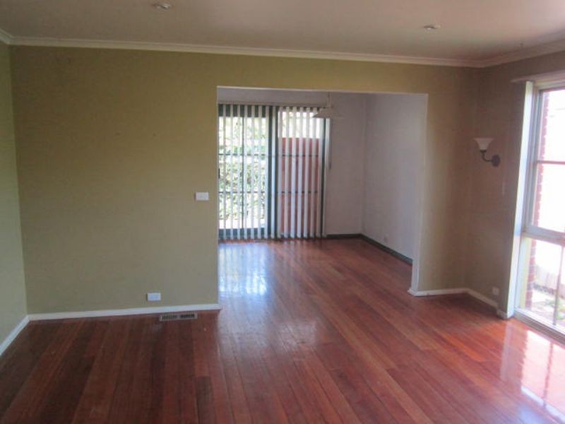 2/16 Renver Road, Clayton VIC 3168