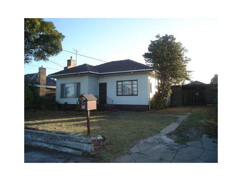71 Prince Charles Street, Clayton VIC 3168
