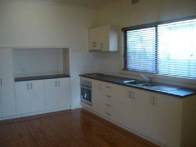 1/48 Ormond Road, Clayton VIC 3168