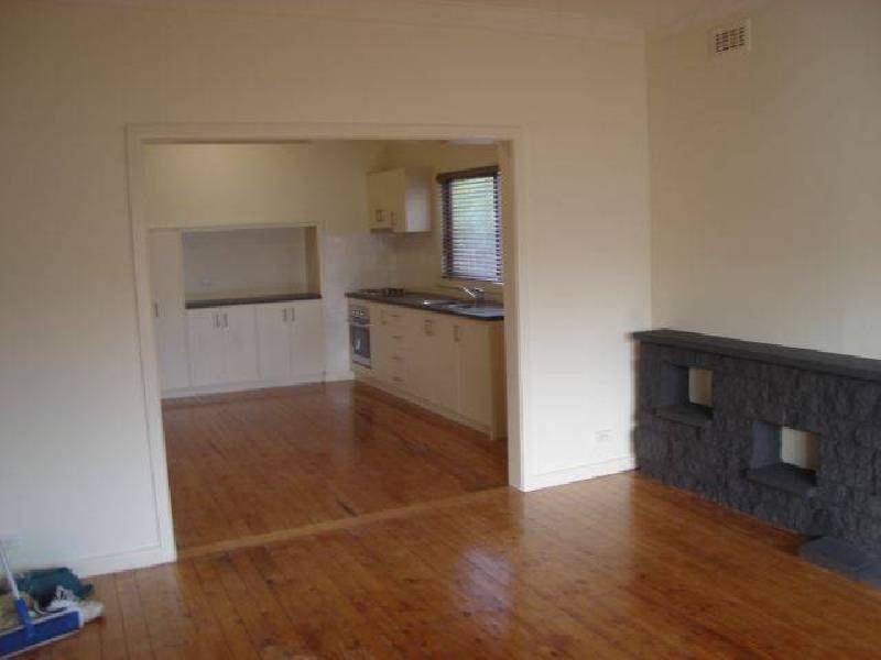 1/48 Ormond Road, Clayton VIC 3168