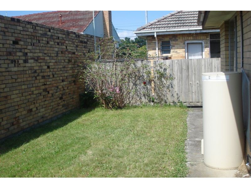 2/11 Evelyn Street, Clayton VIC 3168