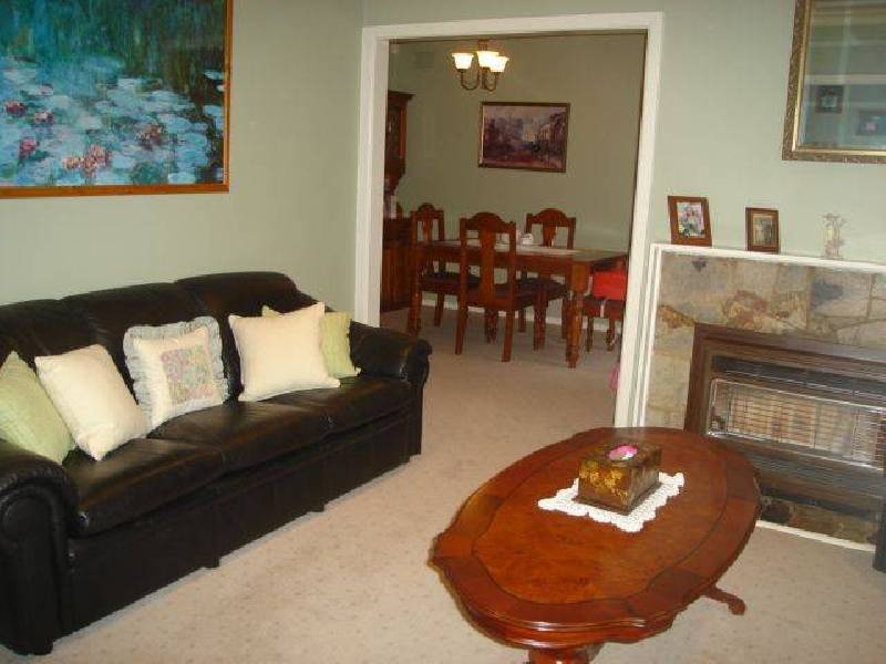 130 Wellington Road, Clayton VIC 3168