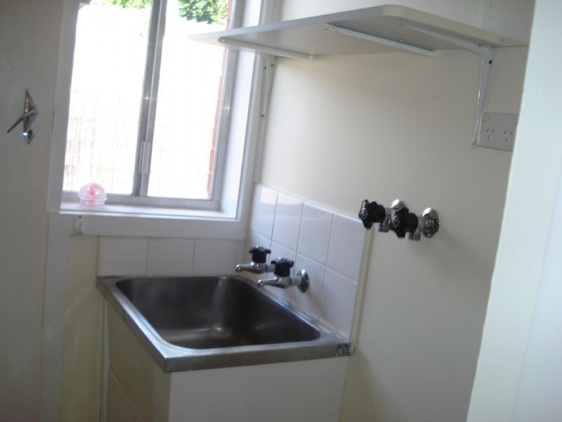 2/22-24 Lanark Street, Clayton South VIC 3169