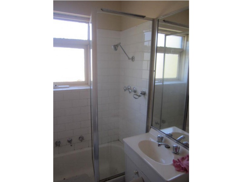 4/18 Stockdale Avenue, Clayton VIC 3168