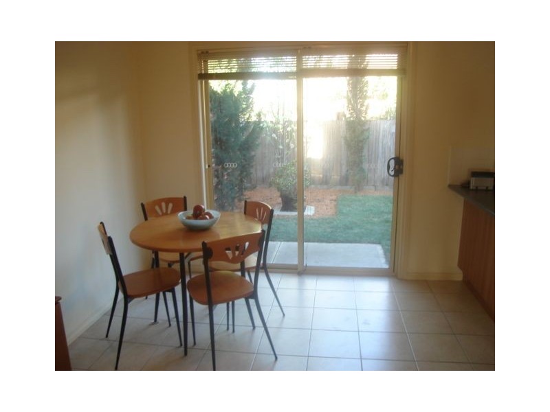 2/462 Haughton Road, Clayton VIC 3168