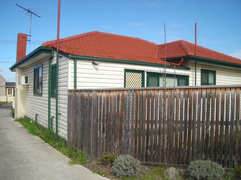 1/13 Faulkner Street, Clayton VIC 3168