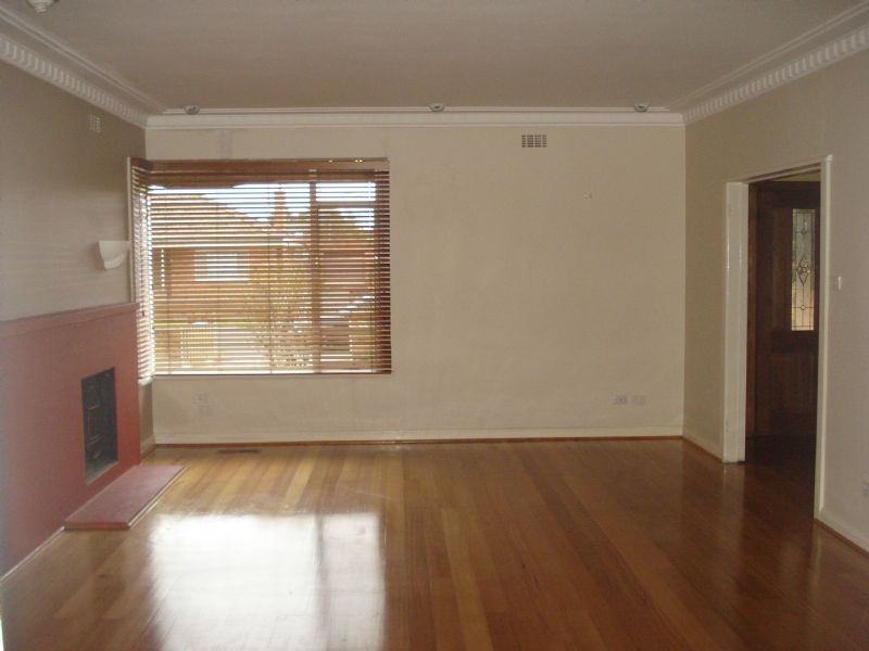 34 Prince Charles Street, Clayton VIC 3168