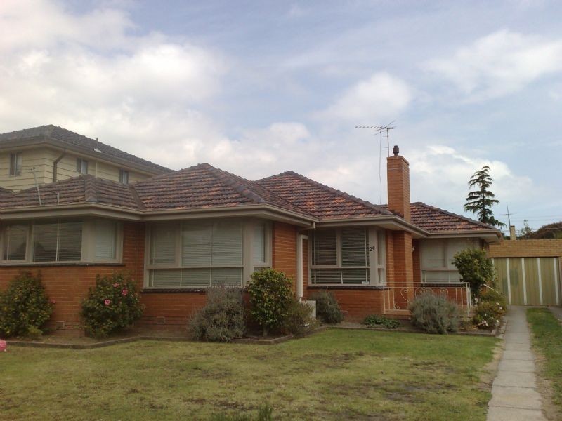 24 Greendale Road, Bentleigh East VIC 3165