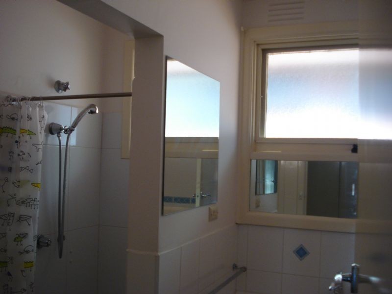 24 Greendale Road, Bentleigh East VIC 3165