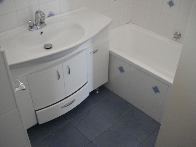 24 Greendale Road, Bentleigh East VIC 3165