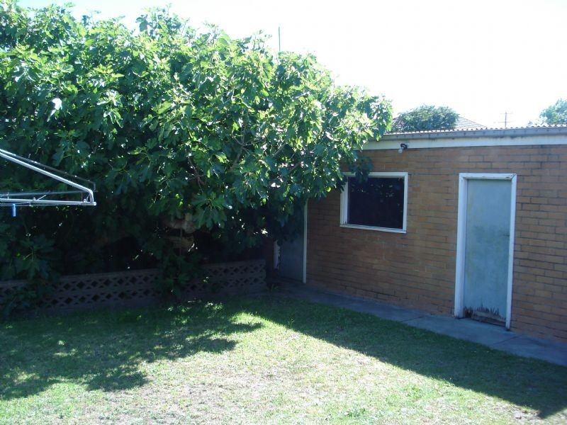 24 Greendale Road, Bentleigh East VIC 3165