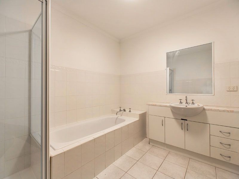 24/6 Willgilson Court, Oakleigh VIC 3166