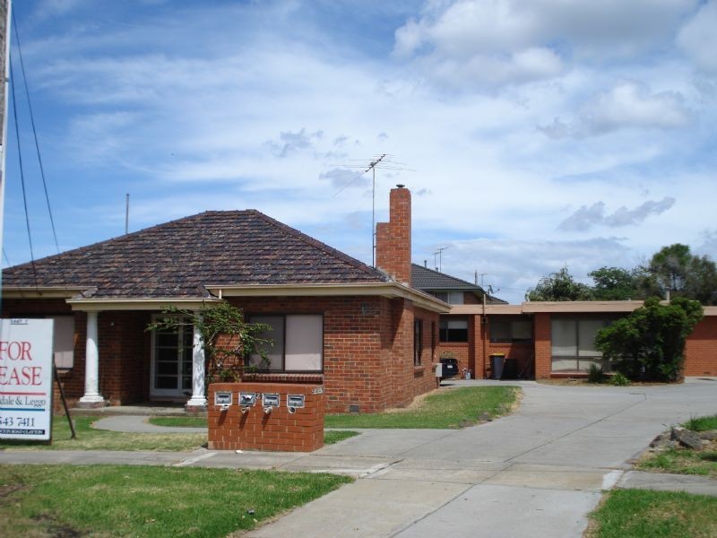 3/2 Howard Court, Clayton VIC 3168