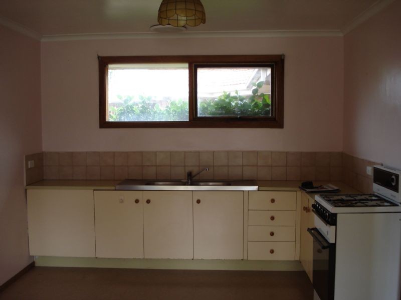 7 Bond Street, Clayton South VIC 3169