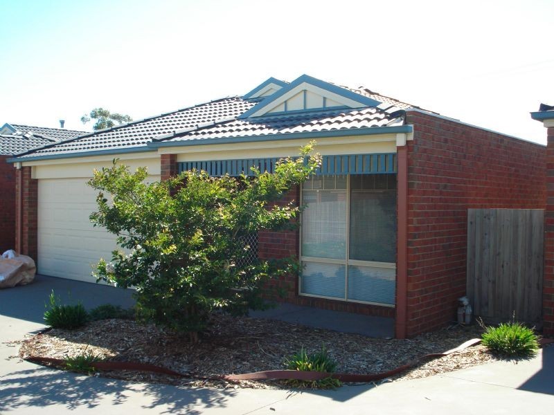 10/41-49 Tully Road, Clayton South VIC 3169