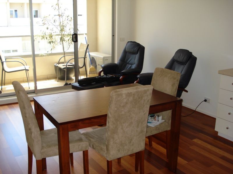 27/213 Normanby Road, Clayton VIC 3168