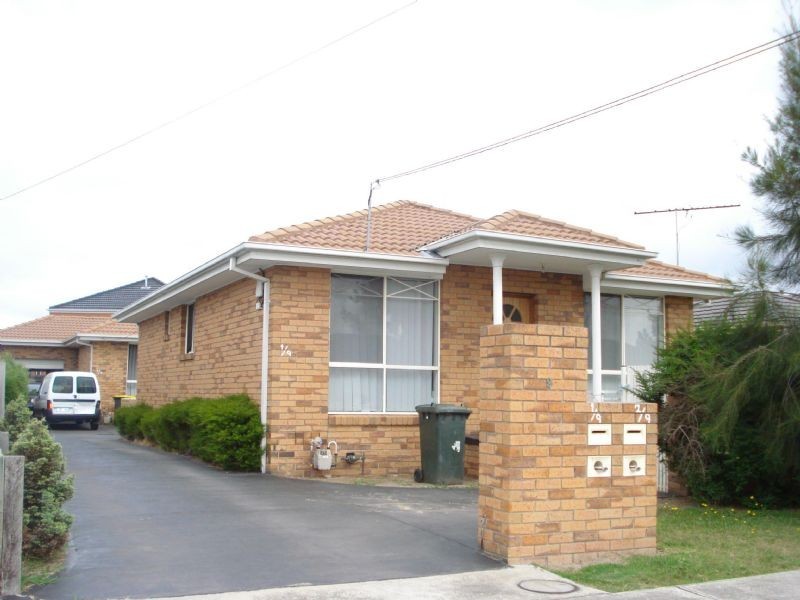 2/9 Harlington Street, Clayton VIC 3168