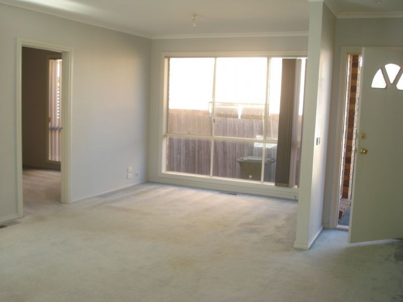 2/9 Harlington Street, Clayton VIC 3168