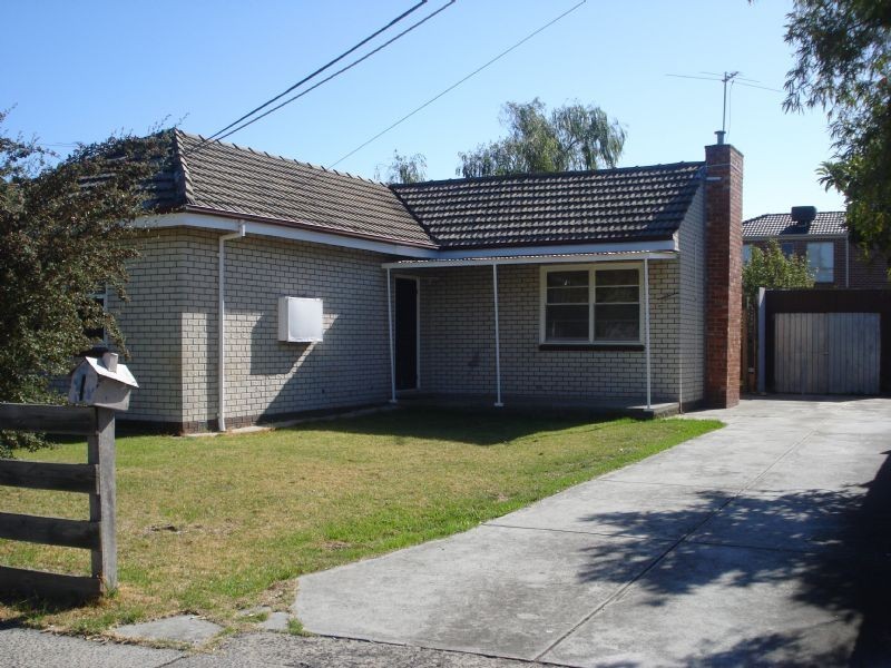 27 Frank Avenue, Clayton South VIC 3169