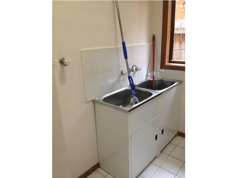 2/20 Black Street, Oakleigh East VIC 3166