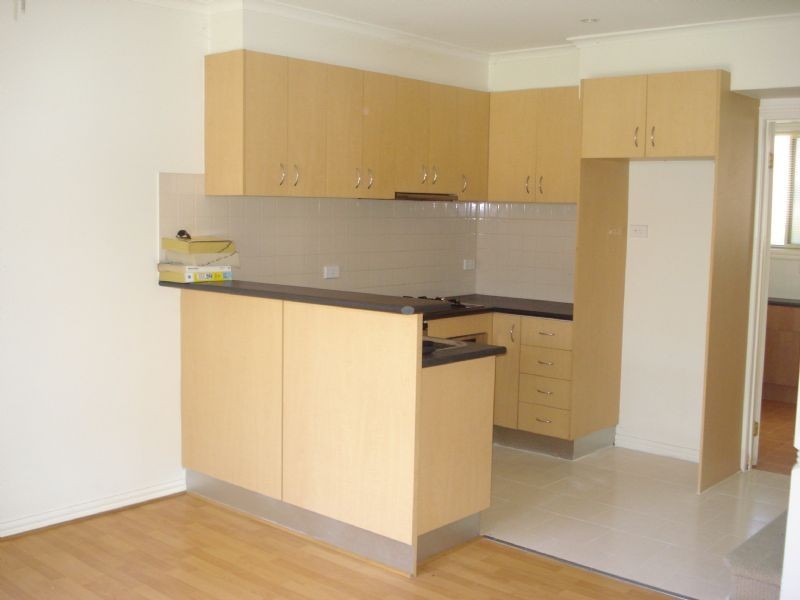 1/17 Dennis St, Clayton VIC 3168