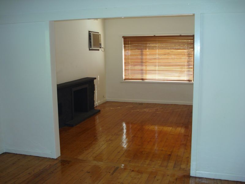 1/48 Ormond Road, Clayton VIC 3168