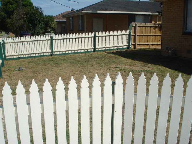 1/3 Browning Avenue, Clayton South VIC 3169