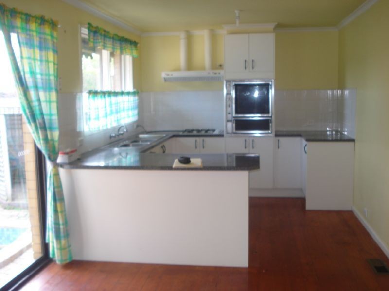 17 Eagle Drive, Noble Park North VIC 3174