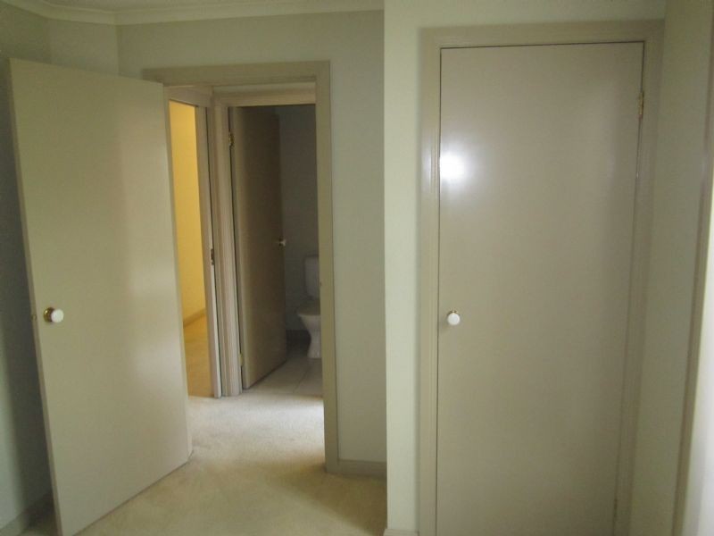 1/10-12 Manoon Road, Clayton South VIC 3169