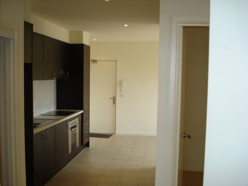 18/1324-1328 Centre Road, Clayton VIC 3168