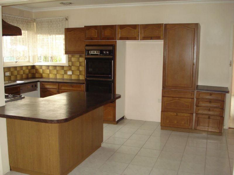 32 Ireland Road, Clayton South VIC 3169