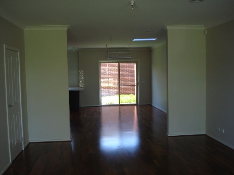 2/13 Rosebank Avenue, Clayton South VIC 3169