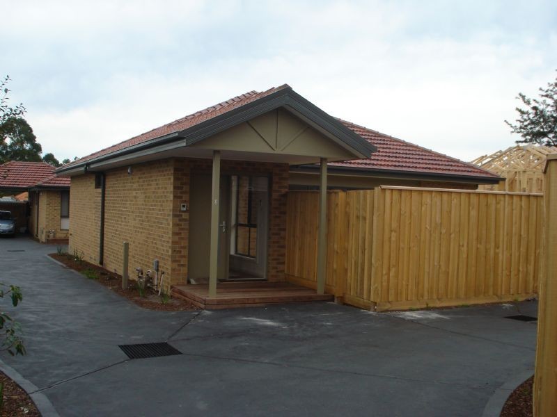 2/30 Manoon Road, Clayton South VIC 3169