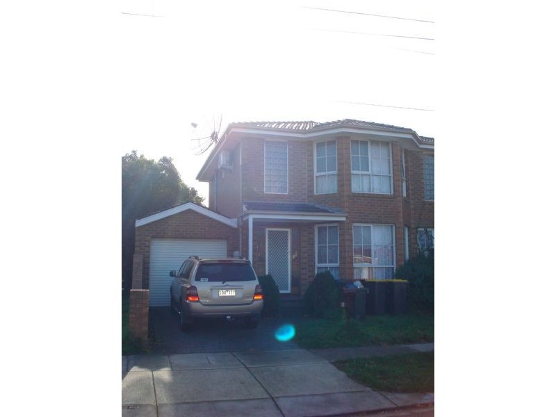 6 Penn Street, Clayton VIC 3168