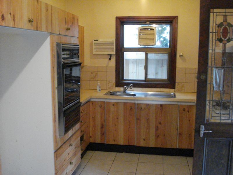 33 View Street, Clayton VIC 3168