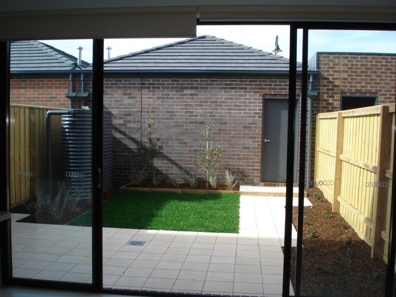 22 Botanic Drive, Clayton South VIC 3169