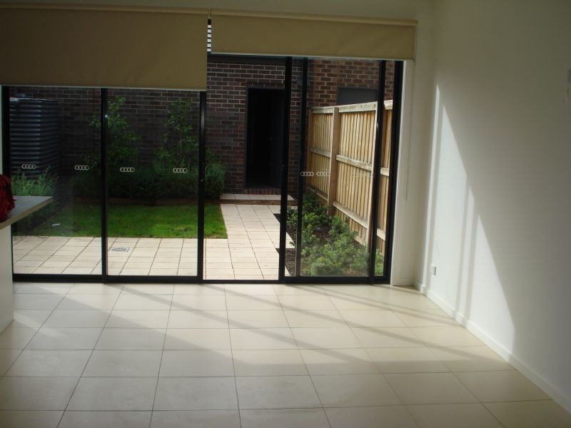 22 Botanic Drive, Clayton South VIC 3169