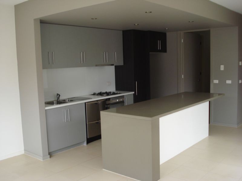 8 Evergreen Boulevard, Clayton South VIC 3169