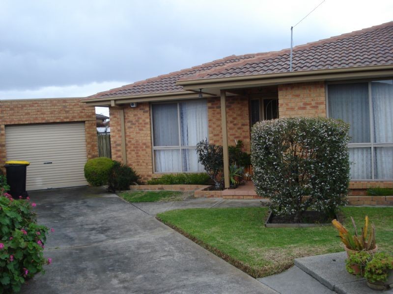 2/5 Edwin Court, Clarinda VIC 3169