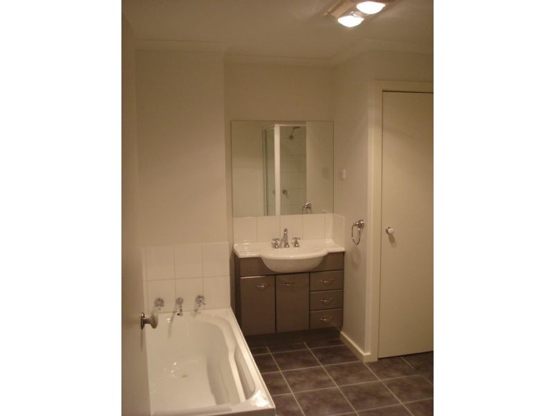 30/1 Eucalyptus Mews, Clayton VIC 3168
